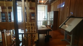 マッキントッシュ図書資料閲覧室 マッキントッシュ図書資料閲覧室