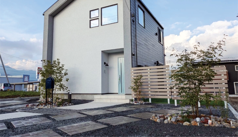 綿貫さんが「オーセブンCAD」で作成した図面と実際の施工現場 綿貫さんが「オーセブンCAD」で作成した図面と実際の施工現場