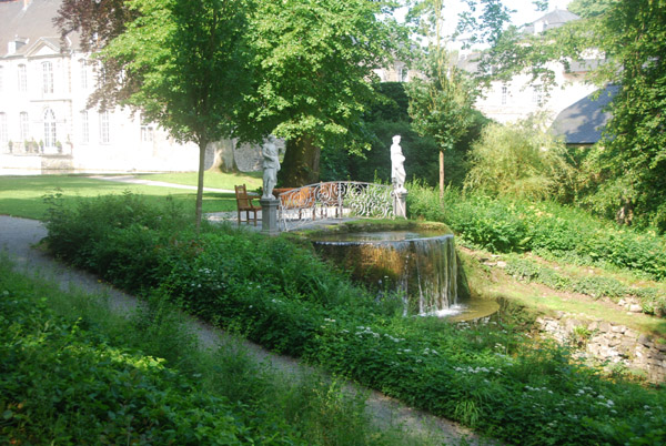 %A1%CC%B3%C8%C2%E7%BF%DE%A1%CD