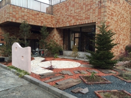 20150331_1509_52_7348w100_h100_popup