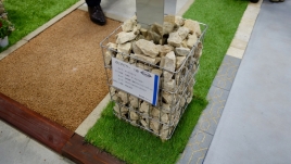 exe2017 - 8 / / / / / /