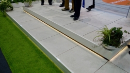 exe2017 - 33 / / / / / / /