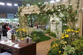 16ݥХȥǥ˥󥰥祦ӤΥ